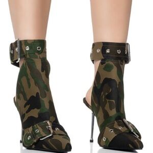 Azalea Wang Camo Pointed Toe Ankle Boots (Last Pair)